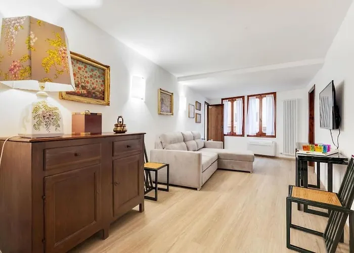 Piazza San Marco Cozy X4 Apartment