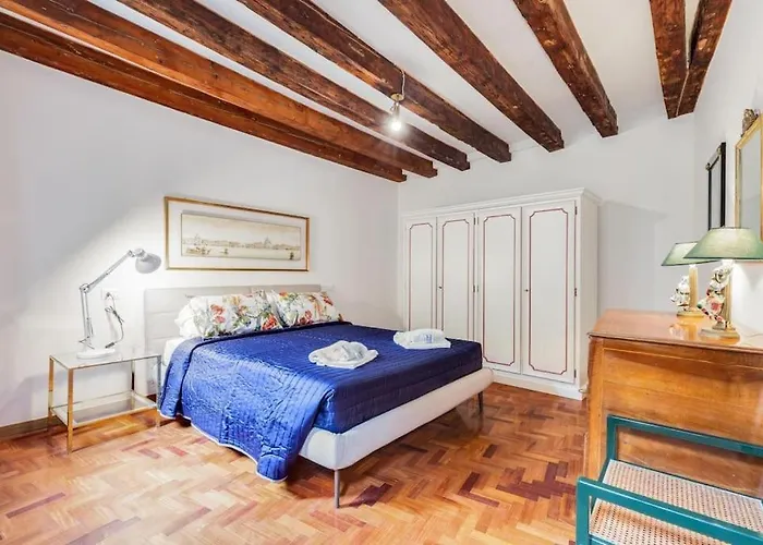 Piazza San Marco Cozy X4 Apartment *